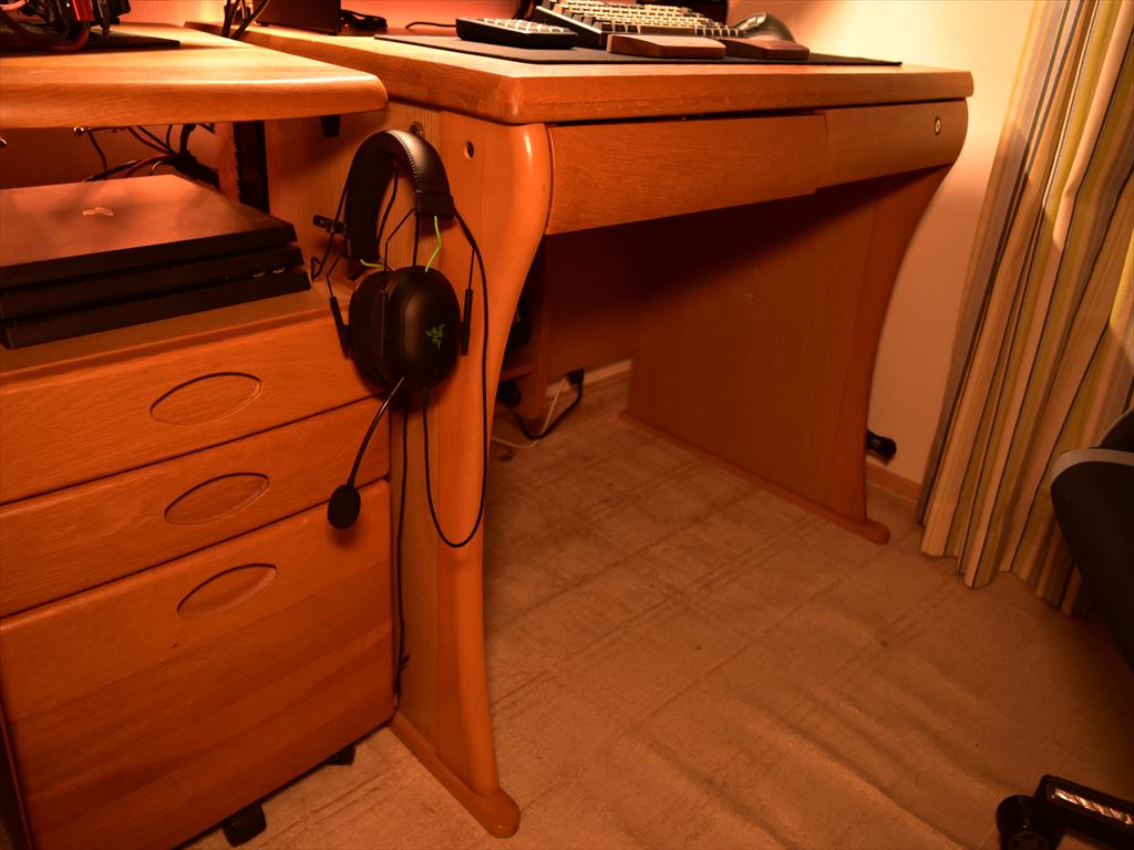 コイズミ健康デスク 勉強机