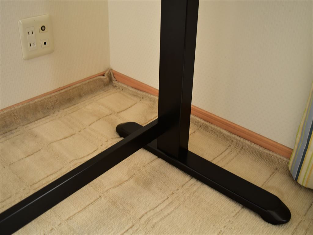 FLEXISPOT EB8Zの外観