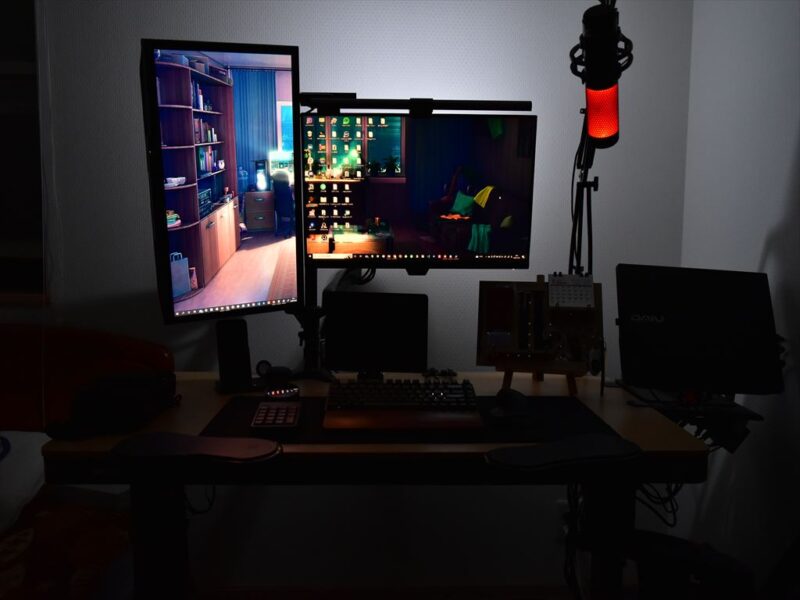 BenQ ScreenBar Halo背面（バックライト）のみモード