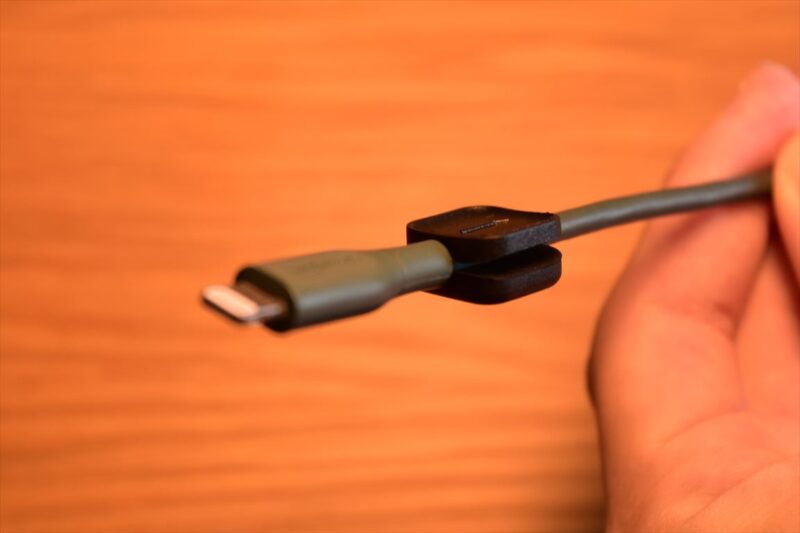 MOELIFE ケーブルホルダーはケーブルのサイズに注意