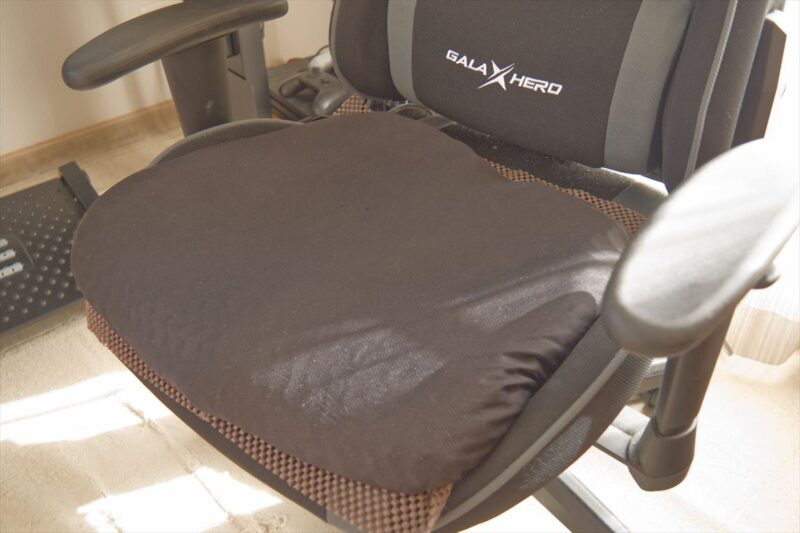 relaxheal ゲルクッション 座り心地