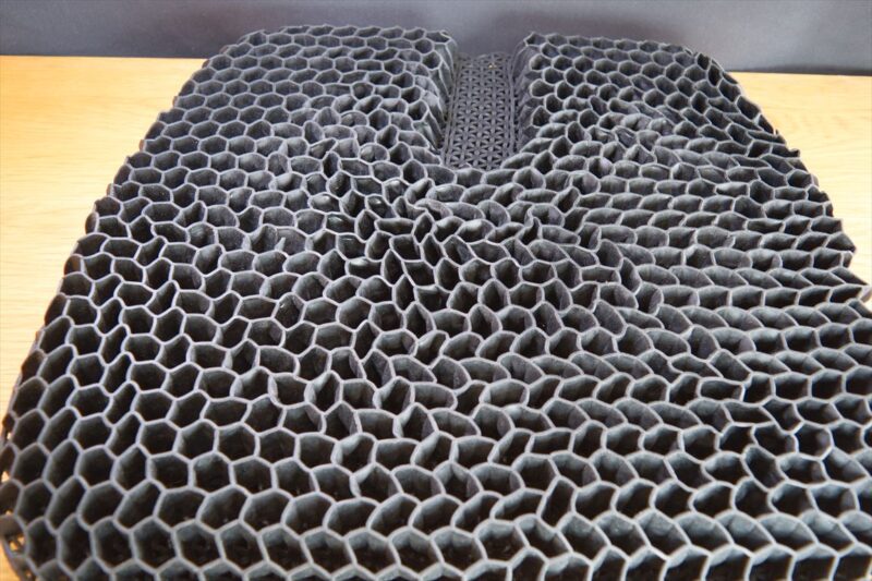 relaxheal ゲルクッション 前