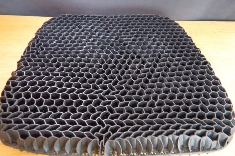 relaxheal ゲルクッション 裏