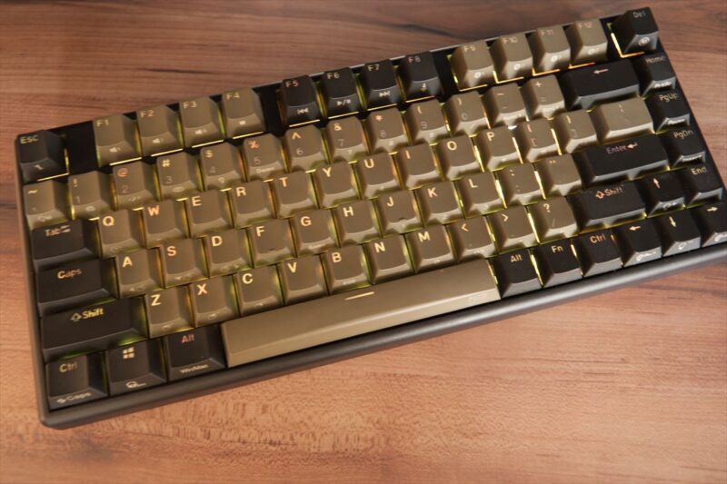 Niz micro82 RGB 無線モデル NiZ Micro82 静電容量無接点キーボード バックライト付き