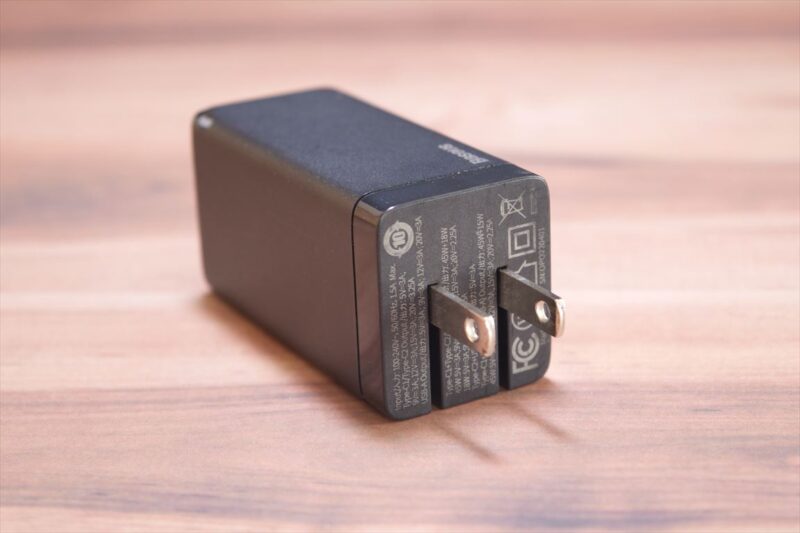 Baseus CCGAN65S2 使用時