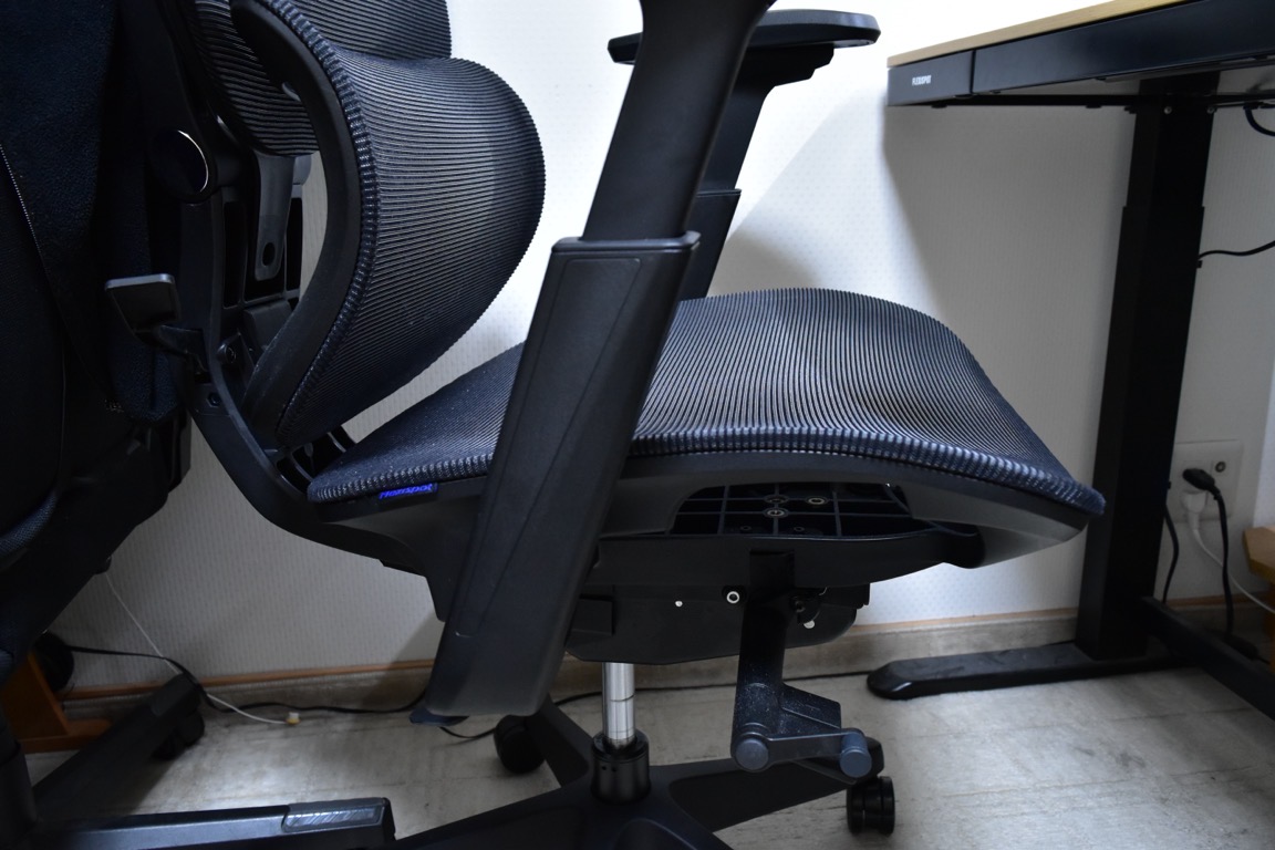 FlexiSpot C7 Air