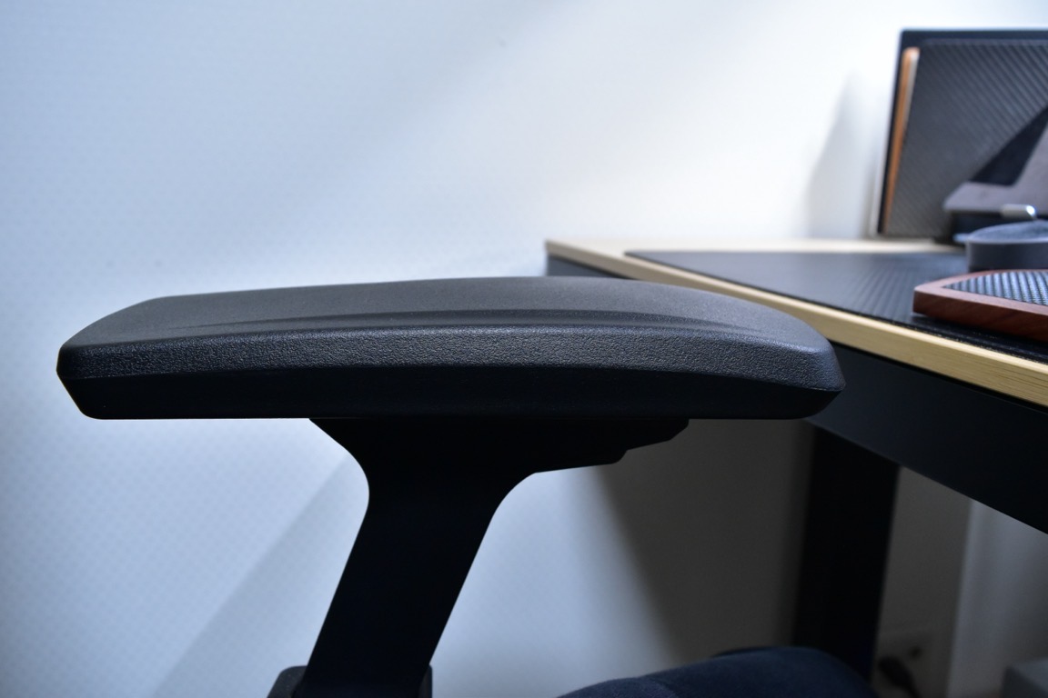 FlexiSpot C7 Air