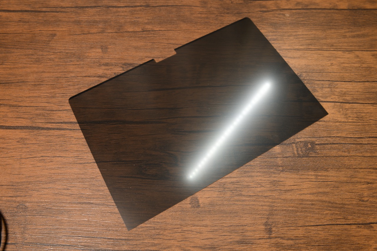 notebook-pc-travel-gadget-items-img23