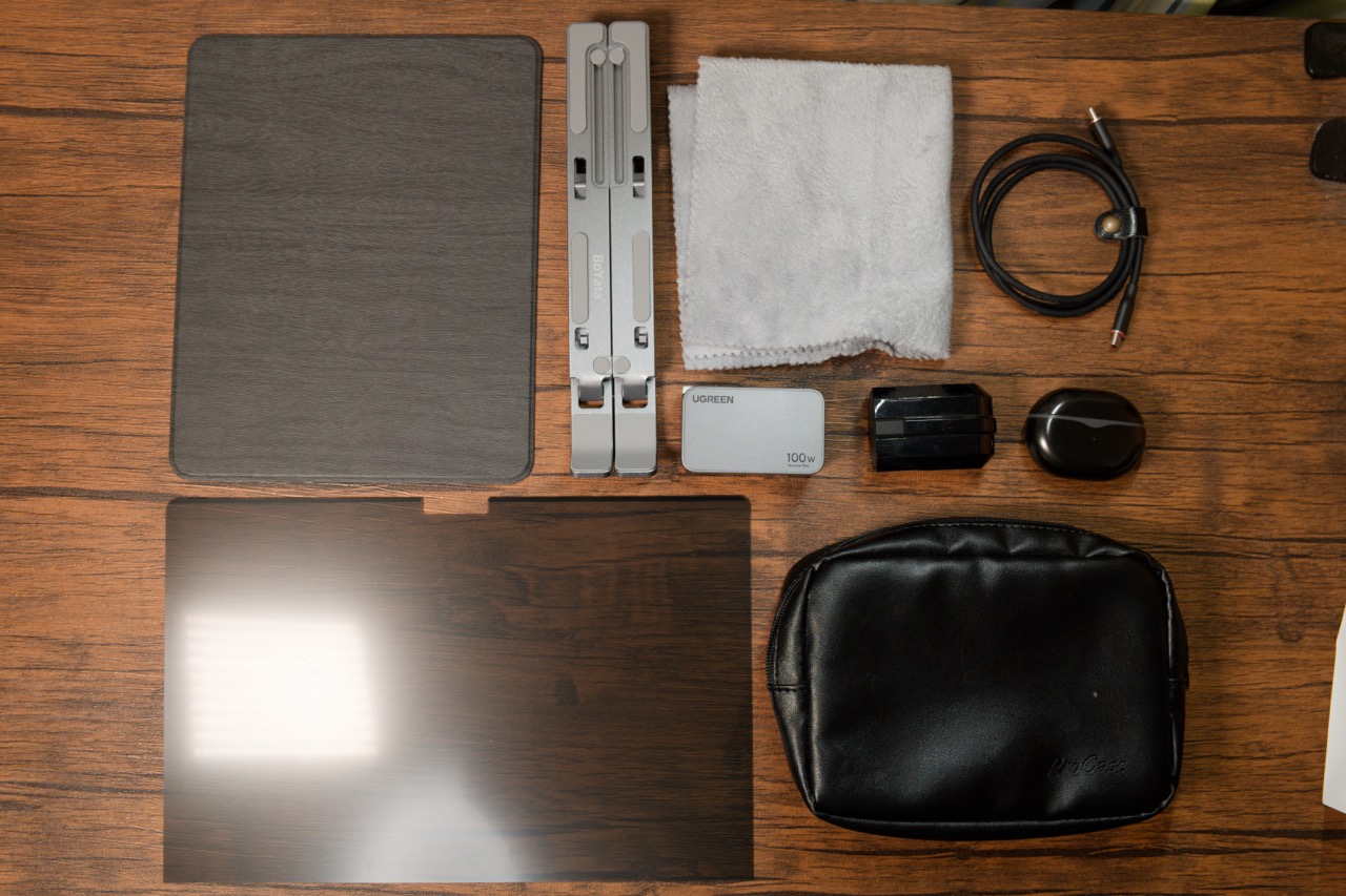 notebook pc travel gadget items img29